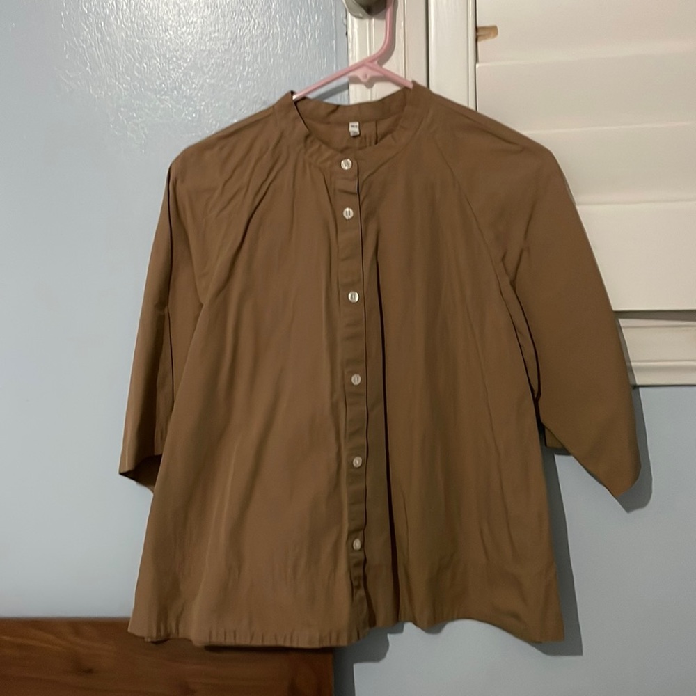 muji tan shirt. normal wear. breezy